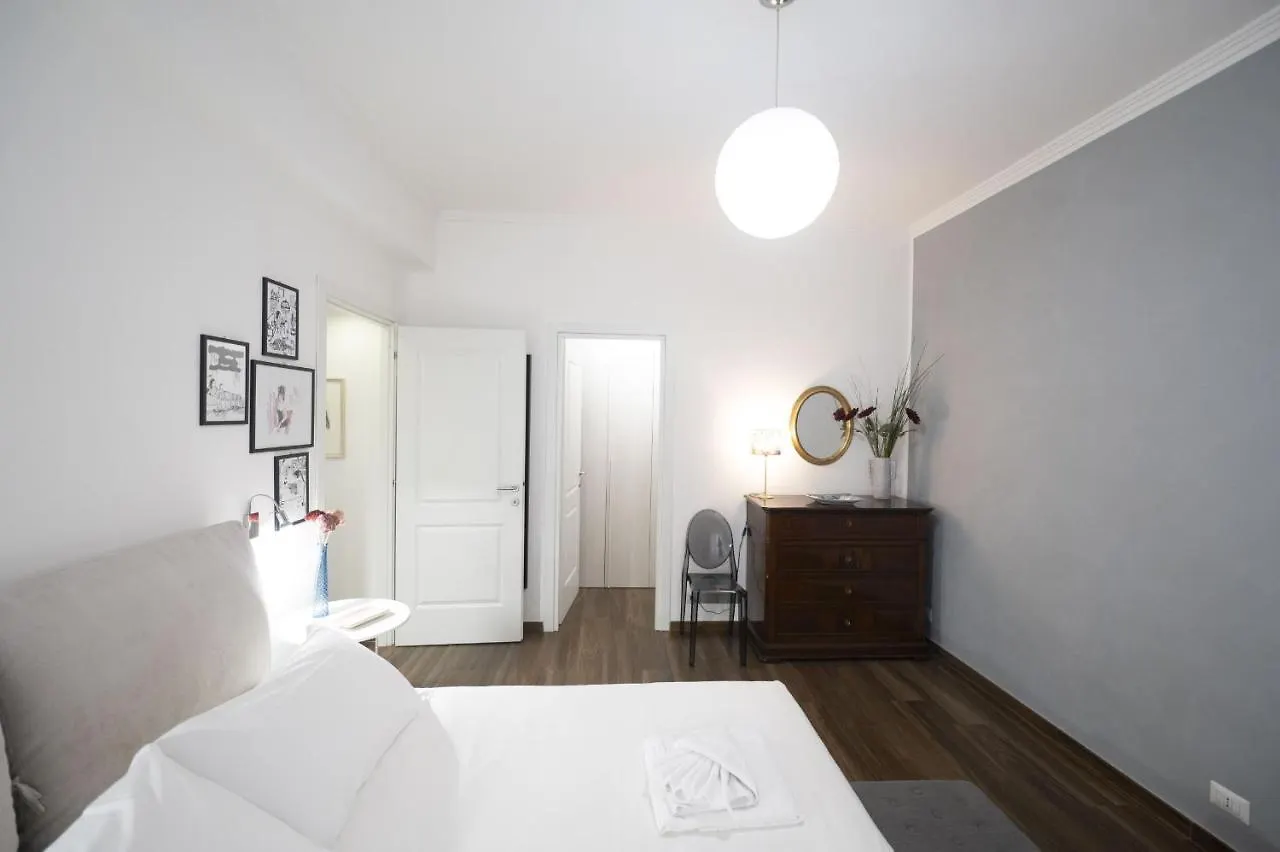 Lovely Design Apartment With Balcony Rome